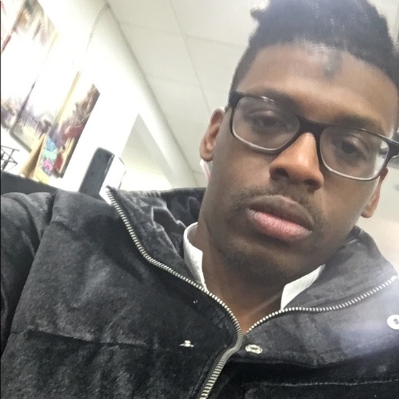 Meet your Posher, Tiesean - Picture 1 of 1